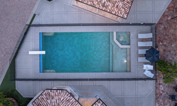 Templeton Villa | Villa Allegria-Pool/Spa Basketball, Sleeps 8!