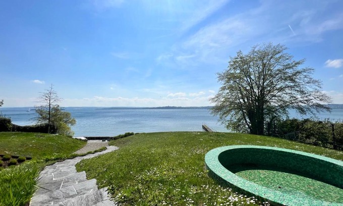Meersburg House | Villa am See mit privatem Seezugang