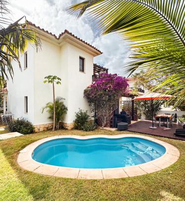 Santa Maria Villa | Villa Amalia - 3 bedroom & bathroom villa with a private pool