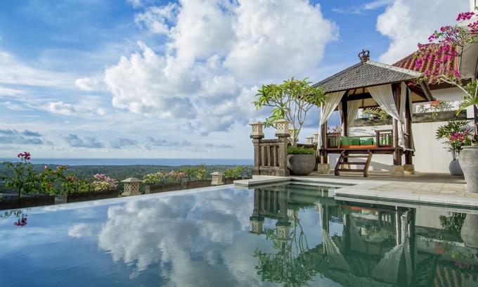 Ungasan Villa | Villa Amanie - Spectacular Sunset Hilltop Viewsnn
