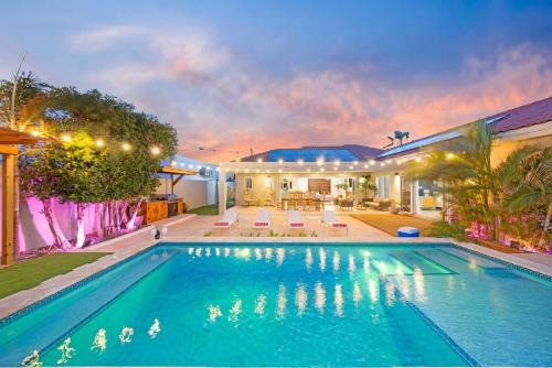 Esmeralda House | Villa Amara Lux Stay Near Arashi Beach By Lucha
