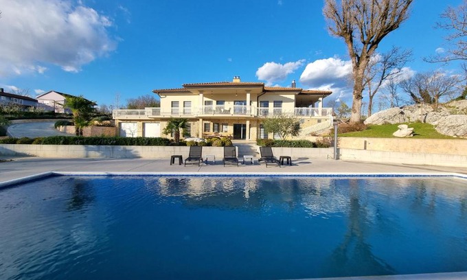 Trn Villa | Villa American dream