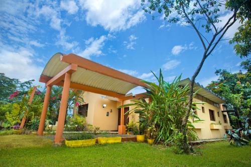 La Vega Province House | VILLA ANACAHUITA, Limonal
