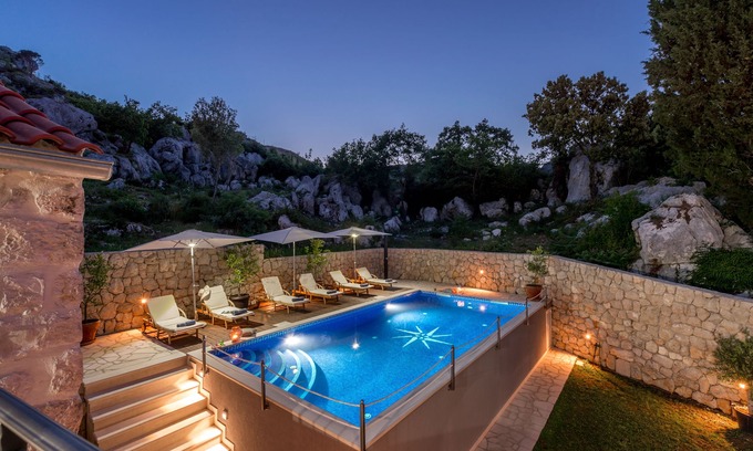 Celopeci House | Villa Ane , infrared sauna, private pool, kids playground , Mediterranean garden