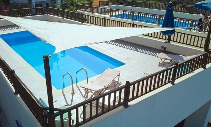 Mochlos House | Villa Anemos Spacious house on ocean front with private rooftop swimming pool,