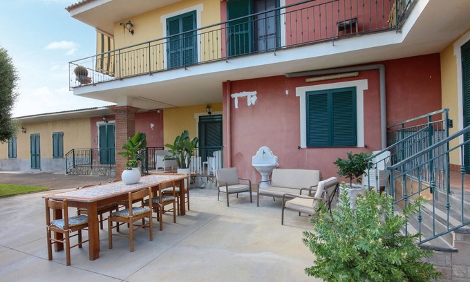 Angri Apartment | Villa Angela Holiday Apartment