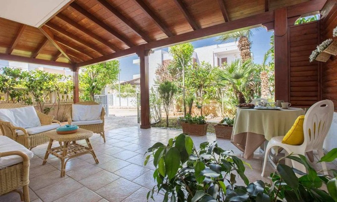 Torre Santa Sabina Villa | Villa Anna - Close to sandy beach- 2 Verandas - PRIVACY. For families.