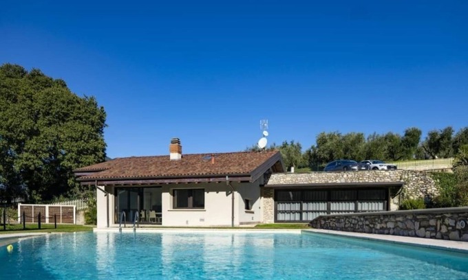 Pilzone Villa | Villa Anna Lake View