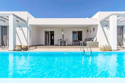 Gennadi Villa | Villa Anthos Kerasia