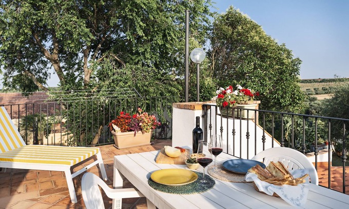 Pisticci Villa | Villa Antonella - Pisticci - La Piccola Dimora