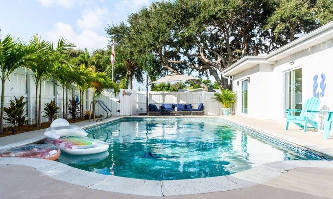 Golden Beach Estates House | Villa Aqua Azzurra. Pool Heater. Kids Welcome