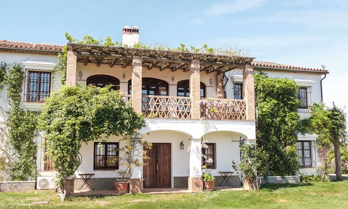Aracena Villa | Villa Aracena - Five Bedroom Villa, Sleeps 10