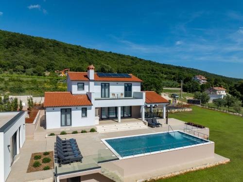 Brgod Villa | Villa Astrid*