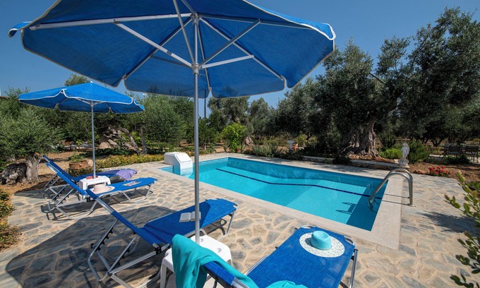 Asteri Villa | Villa Athina in the Cretan nature