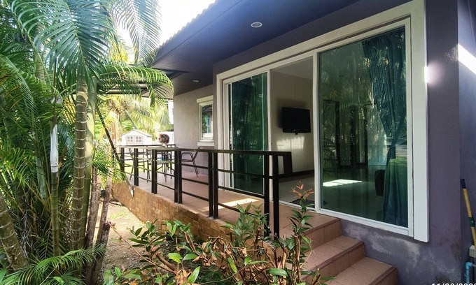 Kamala Villa | Villa au Pied de la Forêt Dans 1 Grand Jardin 5mn d une Magnifique Plage