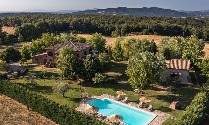 Piegaro Villa | Villa Augusto 10, Emma Villas