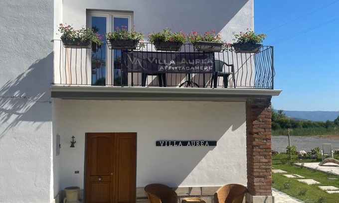 Papasidero House | Villa Aurea Room's & More