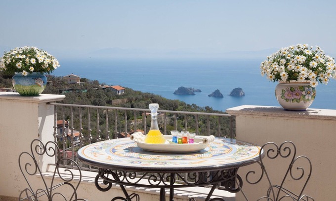 Sant'Agata sui Due Golfi Villa | Villa Aurora - in Sorrento coast, with sea view, pool, garden, parking, WiFi