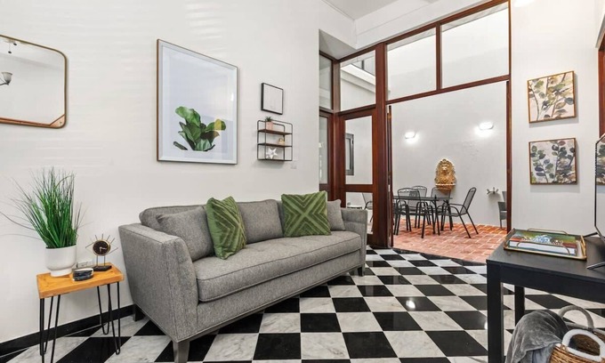 Mercado Apartment | Villa Aurora | Traditional Spanish colonial apartment in beautiful Old San Juan