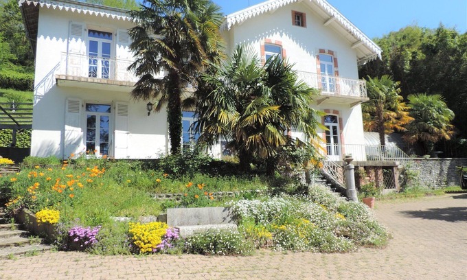 Bizanos House | Villa Avec Jardin Proche de Pau - Idéal Famille