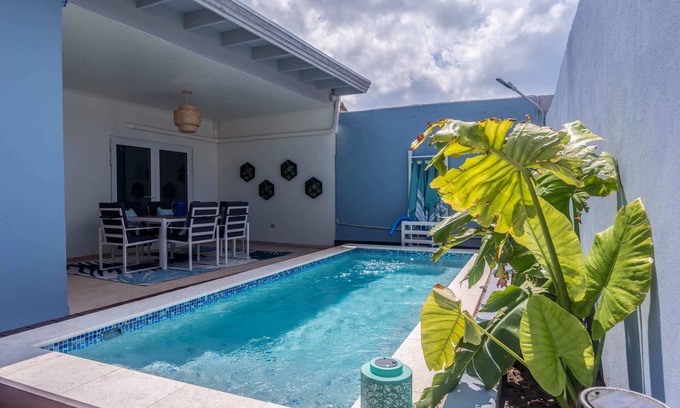 Rancho Villa | Villa Azul Tide - Oranjestad bohemian beach vibes