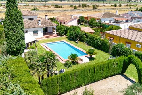 Antequera Villa | Villa B & G Pool Relax Gardens