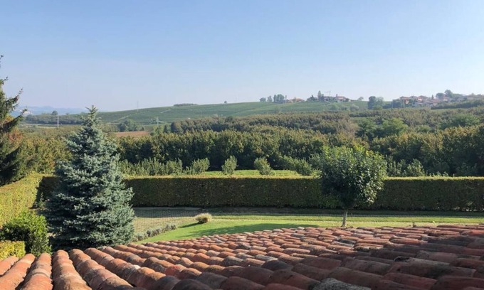 La Morra Villa | Villa Barbara: Family Villa in La Morra