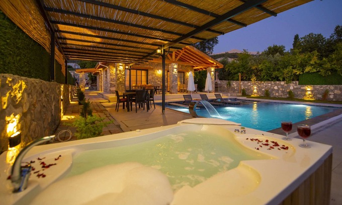 Seydikemer Villa | Villa Basak by Tatil Premium