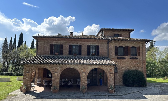 Santarello Villa | Villa Bella Cortona -Luxury 6 Bedroom Tuscan Villa With Pool
