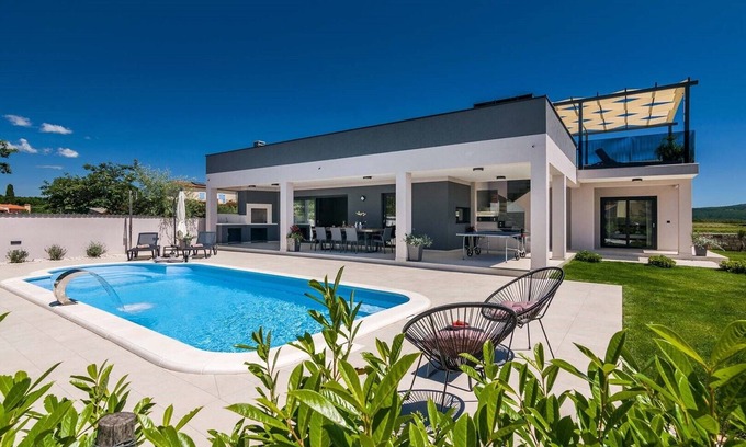 Rebici Villa | Villa Bella Vita in Barban