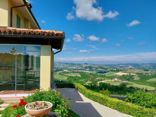 Diano d'Alba Bed & Breakfast | Villa Bellavista Alba, B&B