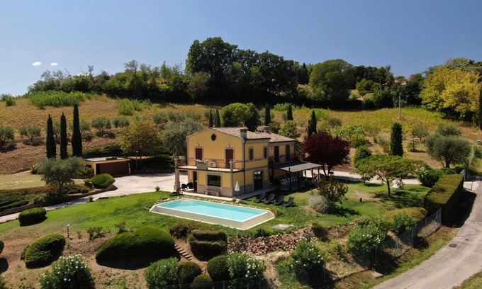 Montegranaro Villa | Villa Belvedere Fortuna, swimming pool, 4 bedrooms, for 16 people, with sea view