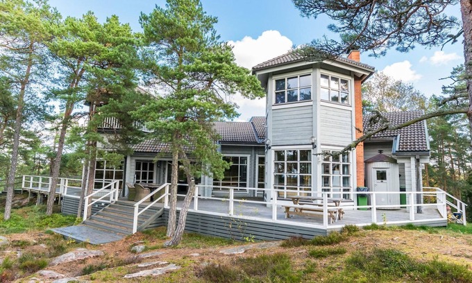 Kemionsaari House | Villa Bergholmen by Interhome