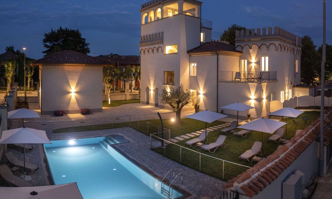 Narzole House | Villa Bernasconi - camere e ristorante -
