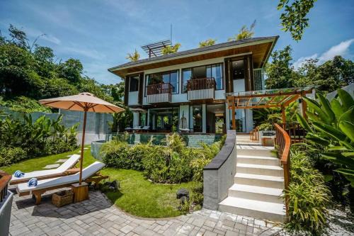 Beraban Villa | Villa Berramah - Tropical Retreat Rooftop Villa near Tanah Lot