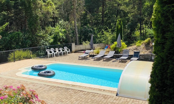 Puget-Theniers Villa | Villa between land and sea with swimming pool