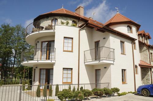 Pustkowo House | Villa Bianca