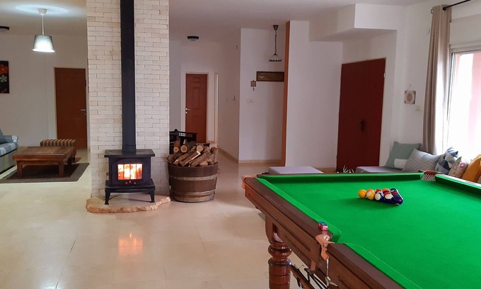Shomera Villa | Villa Birkata- Beutiful 5 BD Country house ,Family friendly, Privat pool .