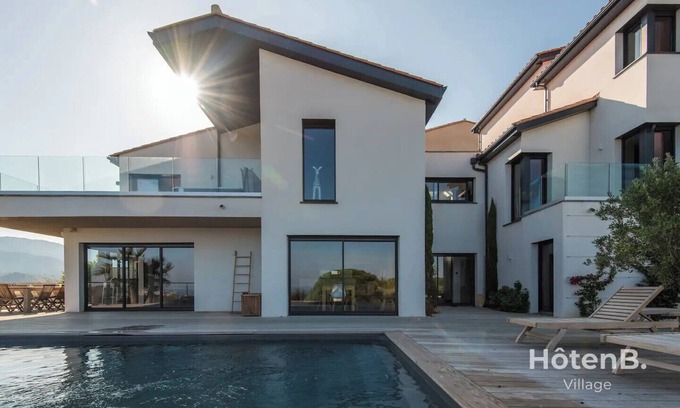 Banyuls-sur-Mer House | Villa Blanca 5* Sea View π
and Mountain
