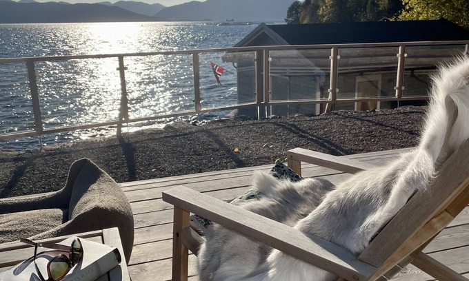 Kristiansund House | Villa Blue Dream - Dream holiday home directly at the fjord with jacuzzi & sauna