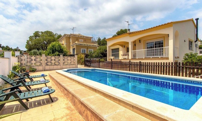 El Vendrell Villa | Villa Borras w/private pool, 3km to beach!