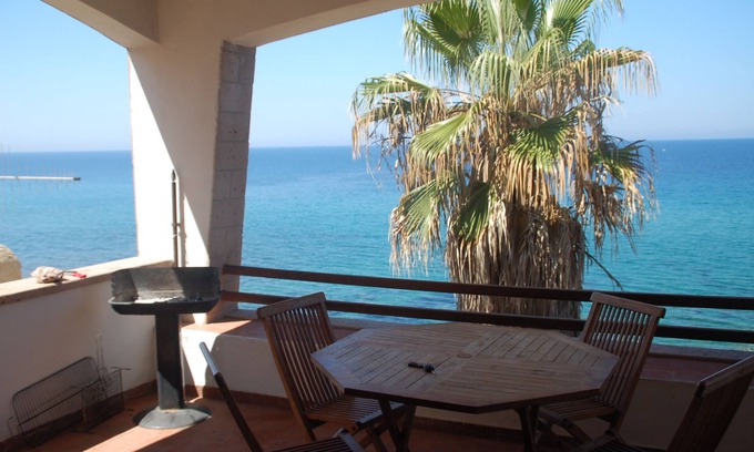 Tresnuraghes Apartment | Villa Bosa, Waterfront apartment in Bosa area. Beach at 10 meters. WI