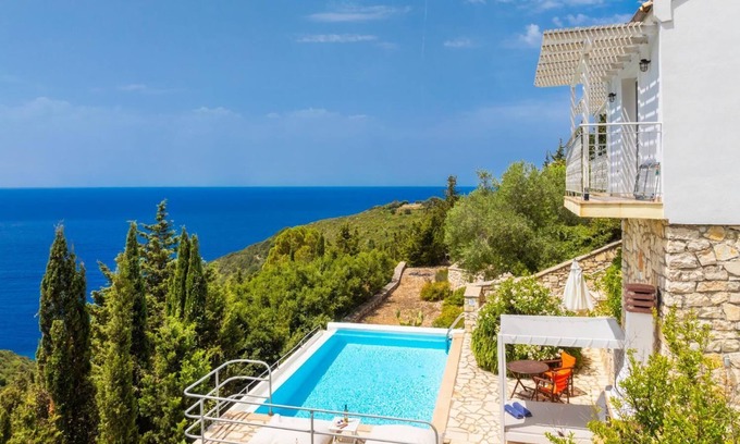 Ieromonachos Villa | Villa Bougainvillea - One Bedroom Villa, Sleeps 3