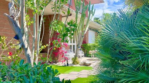 Latina House | VILLA BRANDO EXCLUSIVE - 9People - Bike Rental - Near Sabaudia & Pontine Beaches - Not a typical villa, it's truly a different experience