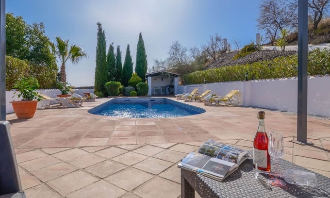 Rio Velez Villa | Villa Bravo Viñuela by Ruralidays