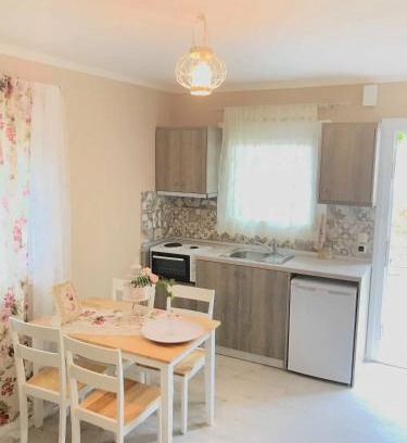 Potamia Apartment | Villa Bridge