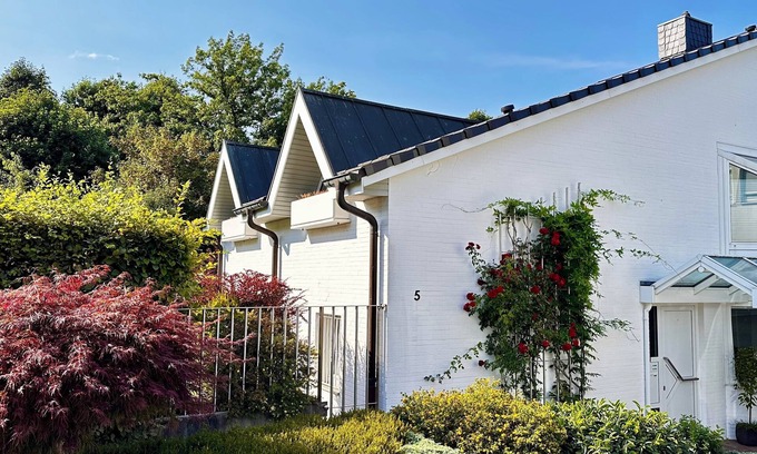 Region Hannover District Apartment | Villa Bullerbach/Holiday apartment with garden by the forest (Deister)
