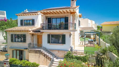 Son Dureta Villa | Villa Ca'n Alonso - Families & Athletes Only