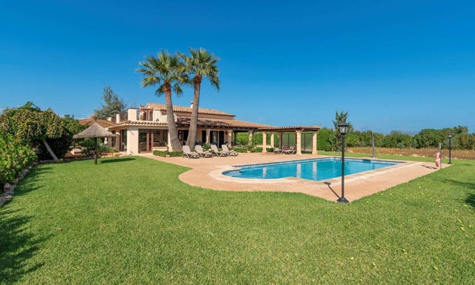 Puerto de Pollensa Villa | Villa Camp del Bosch by Sealand Villas