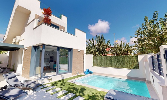 Los Alcazares Villa | Villa Campanula-A Murcia Holiday Rentals Property